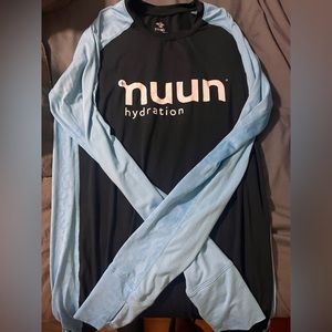 Rabbit nuun long sleeve size small